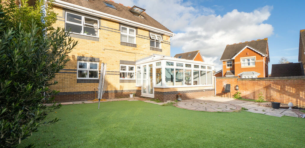 estate agent in bridgeyate