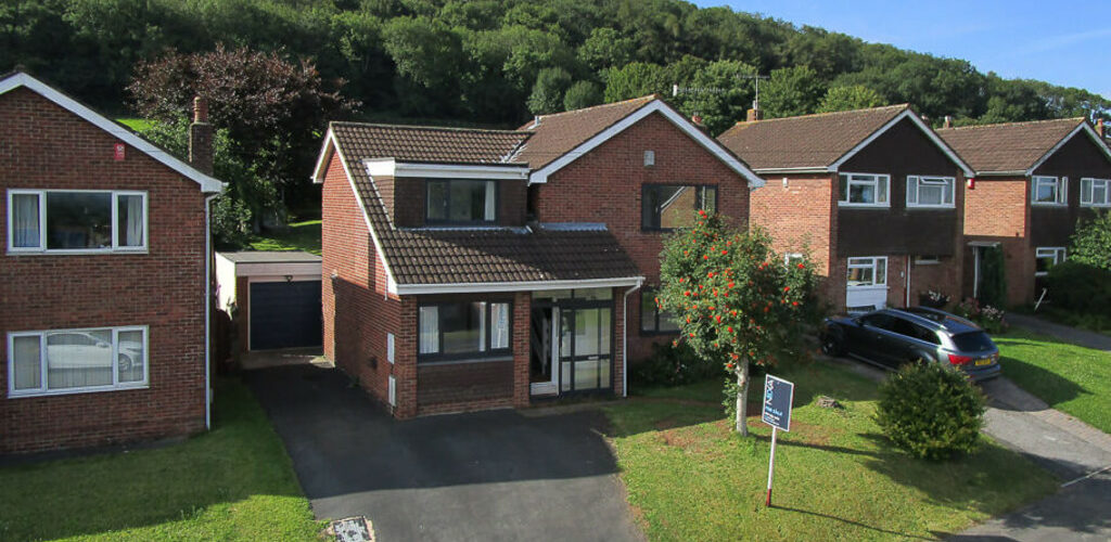 estate agent in sandford